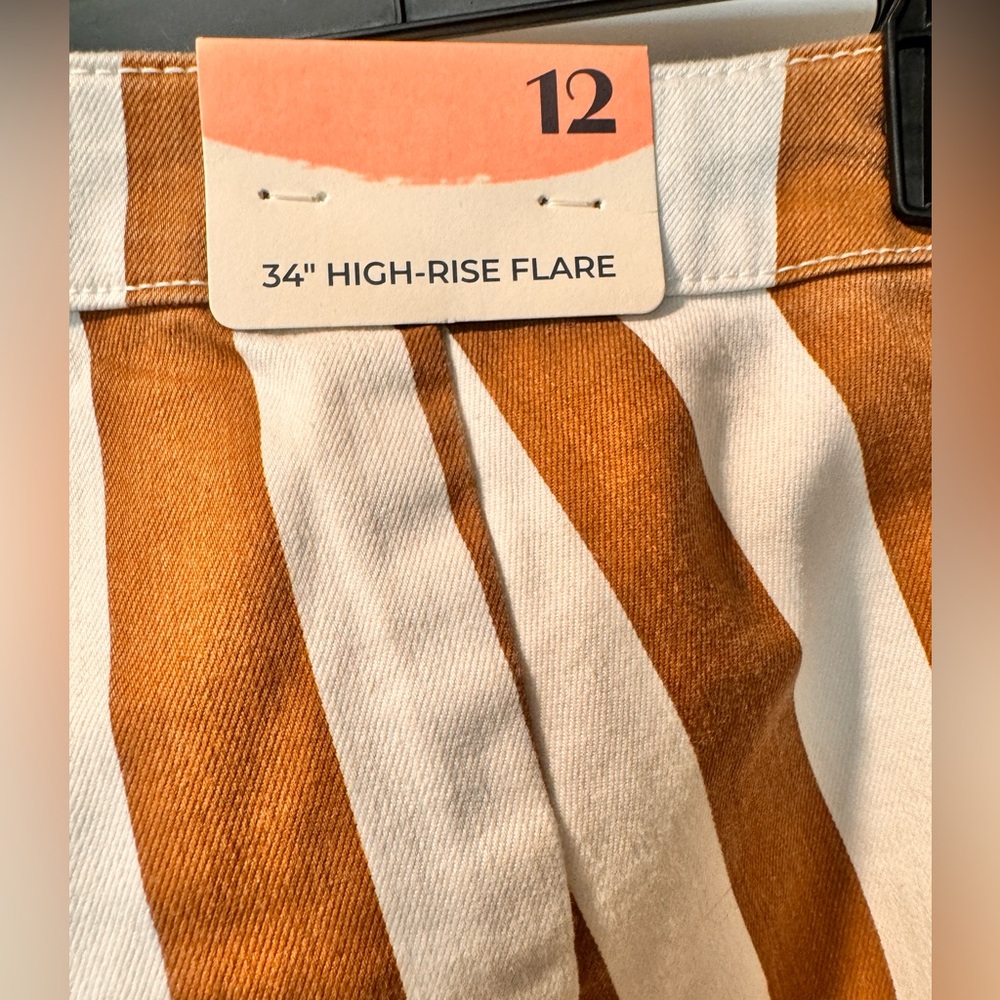 Arula Stipped High Rise Flare - Picture 4 of 5